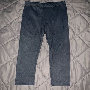 NEW Girls Capri Jeggings